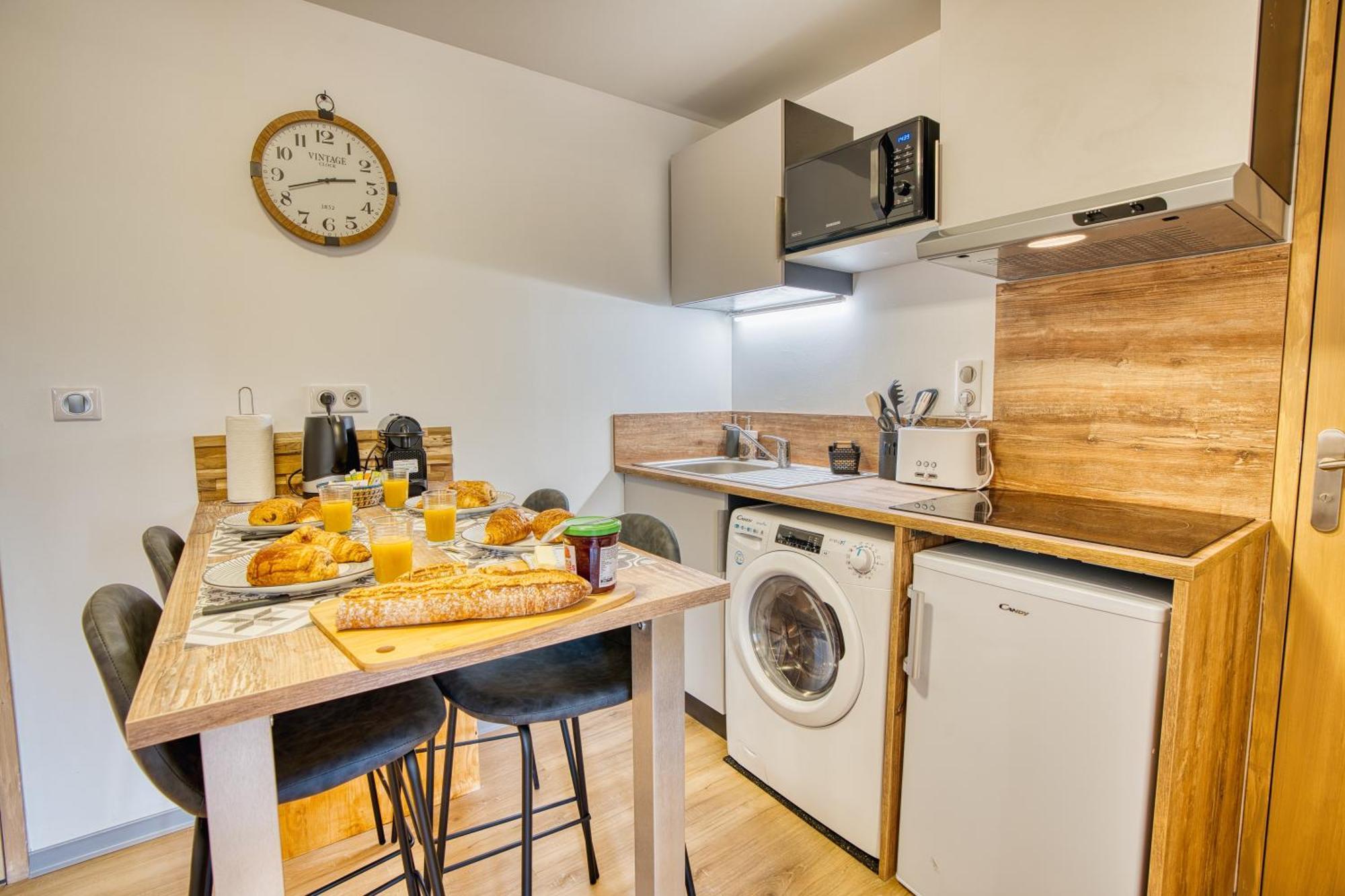 Les Hourtous Netflix Wi-Fi Fibre Terasse 4 Pers Apartman Banassac Kültér fotó